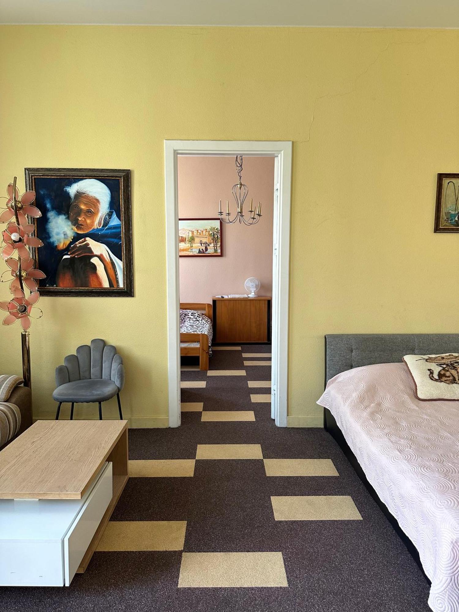 Sija'S House Hostel Kaunas Kültér fotó